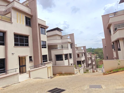 5-bedroom Townhouse for rent in Lavington, Nairobi