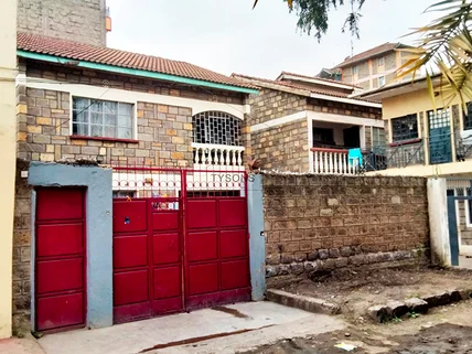 4-bedroom House for sale in Donholm, Nairobi