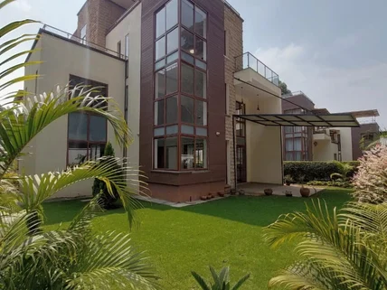 5-bedroom Townhouse for rent in Lavington, Nairobi