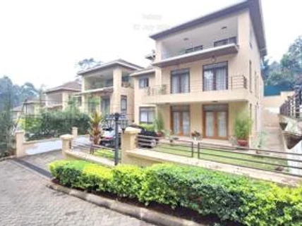 5-bedroom Townhouse for rent in Lavington, Nairobi