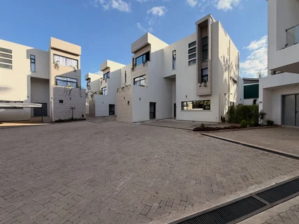 5-bedroom Townhouse for sale in Lavington, Nairobi