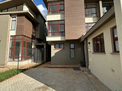 4-bedroom Villa for sale in Langata, Nairobi
