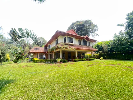 5-bedroom Villa for rent in Rosslyn, Westlands