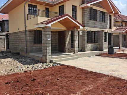 4-bedroom Townhouse for sale in Syokimau, Machakos County