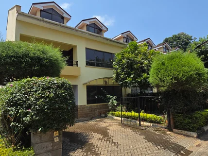 5-bedroom Townhouse for rent in Lavington, Nairobi