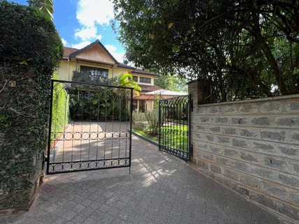 4-bedroom Townhouse for sale in Lavington, Nairobi