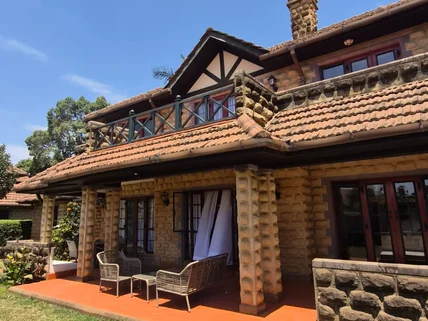 4-bedroom Villa for rent in Windsor, Roysambu