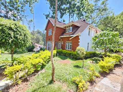 5-bedroom House for rent in Rosslyn, Westlands