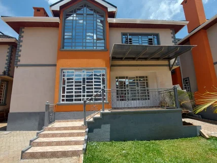 4-bedroom Villa for sale in Kiambu Road, Nairobi