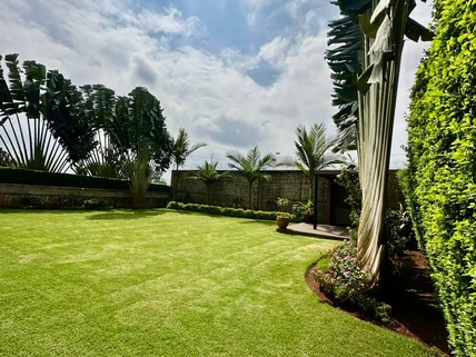 5-bedroom Townhouse for rent in Runda, Westlands