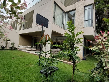 6-bedroom Townhouse for sale in Lavington, Nairobi
