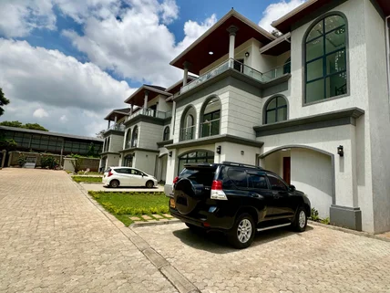 5-bedroom Villa for rent in Lavington, Nairobi