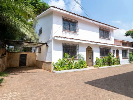 5-bedroom Townhouse for sale in Westlands Area, Westlands
