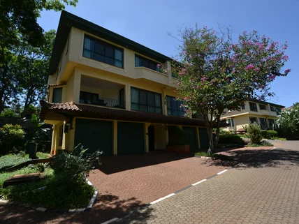 3-bedroom Villa for sale in Kyuna, Westlands