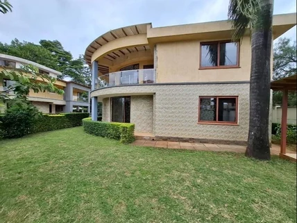 5-bedroom Townhouse for sale in Lavington, Nairobi