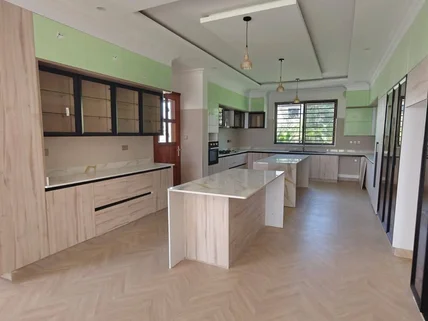 6-bedroom House for rent in Karen, Nairobi