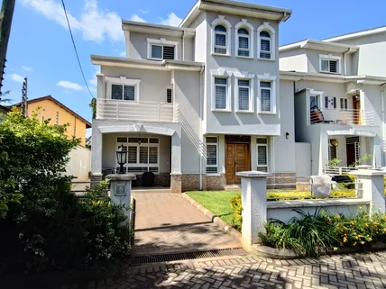 5-bedroom Townhouse for sale in Lavington, Nairobi