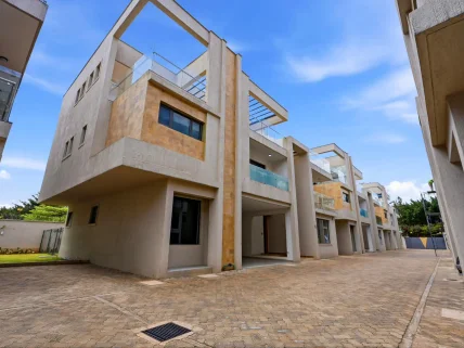6-bedroom Townhouse for sale in Lavington, Nairobi