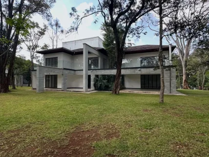 5-bedroom Villa for sale in Karen, Nairobi