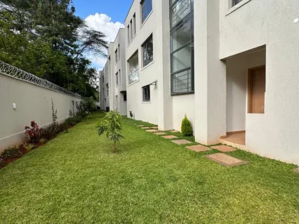 6-bedroom Townhouse for sale in Lavington, Nairobi