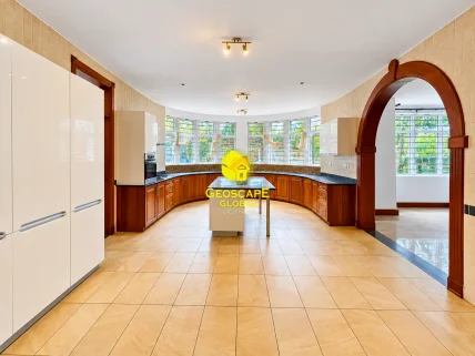5-bedroom House for rent in Rosslyn, Westlands