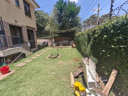 5-bedroom Townhouse for sale in Lavington, Nairobi