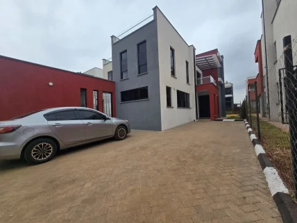 4-bedroom Villa for sale in Membley, Ruiru