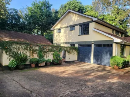 5-bedroom House for rent in Nyari, Westlands