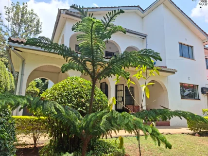 4-bedroom House for rent in Nyari, Westlands