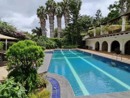 5-bedroom House for rent in Riverside, Westlands