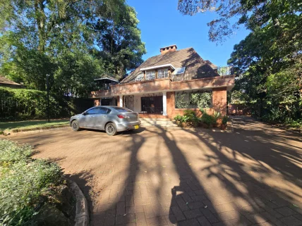 4-bedroom Villa for rent in Muthaiga, Nairobi
