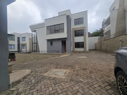 5-bedroom Villa for sale in Lavington, Nairobi