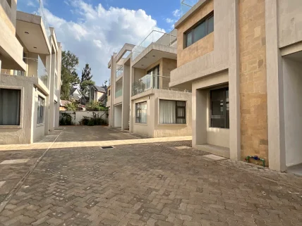 5-bedroom Villa for sale in Lavington, Nairobi
