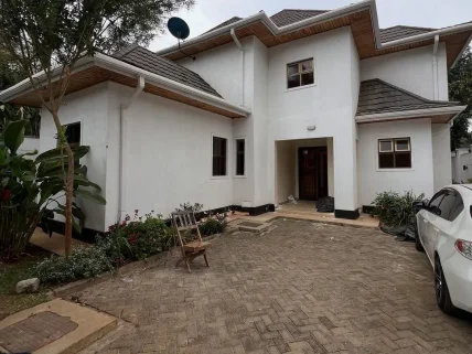 3-bedroom House for rent in Karen, Nairobi