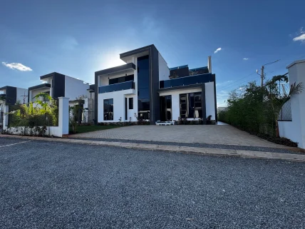 5-bedroom Villa for sale in Ruiru, Kiambu County