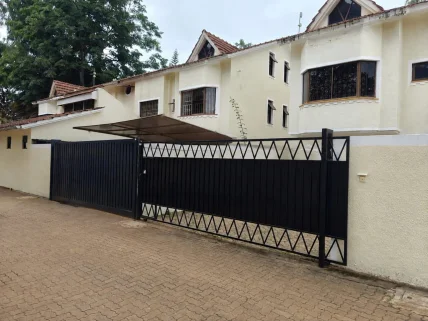 4-bedroom Townhouse for sale in Lavington, Nairobi