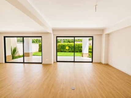 5-bedroom House for sale in Kyuna, Westlands