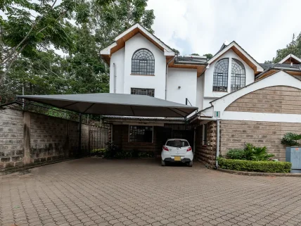5-bedroom Townhouse for sale in Lavington, Nairobi