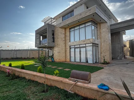 4-bedroom Villa for sale in Karen, Nairobi