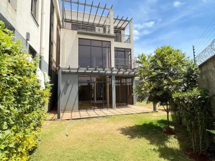 4-bedroom Townhouse for sale in Loresho, Westlands