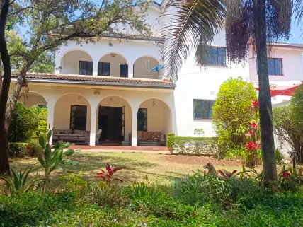 5-bedroom House for sale in Nyari, Westlands