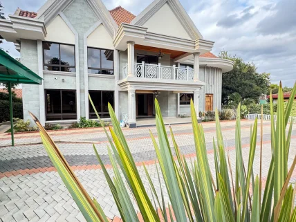 5-bedroom House for rent in Muthaiga, Nairobi